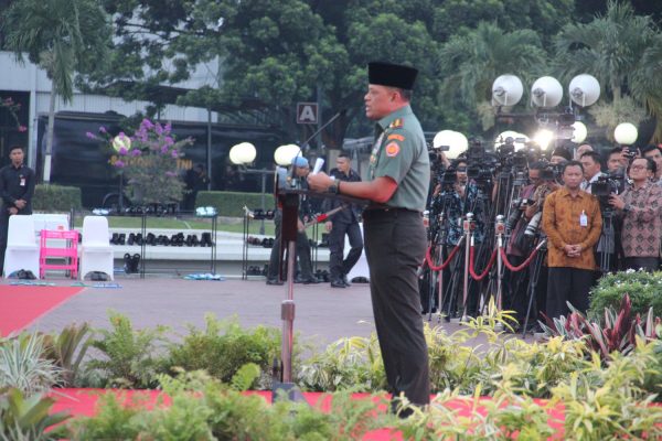 TNI Aparatur Negara yang Patuh pada Hukum