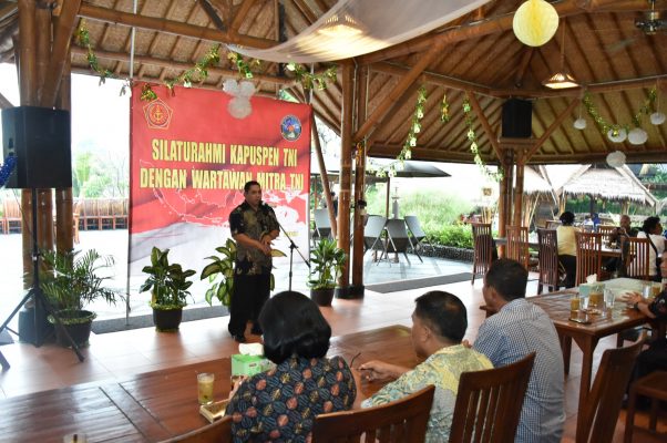 Puspen TNI Gelar Buka Puasa Bersama Wartawan