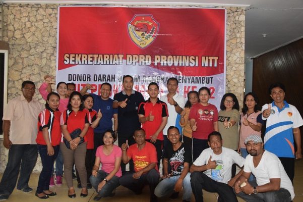 Sambut HUT RI ke-72, PNS Setwan NTT Gelar Donor Darah