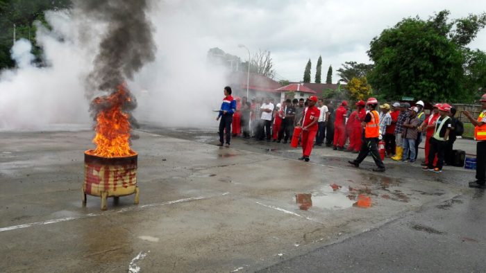 Tingkatkan Kewaspadaan Pekerja SPBU Maluku Dibekali Pelatihan SafetyMan