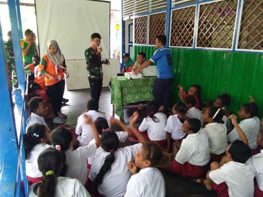 Ekspedisi NKRI Ajak Pelajar di Asmat untuk Jauhi Narkoba
