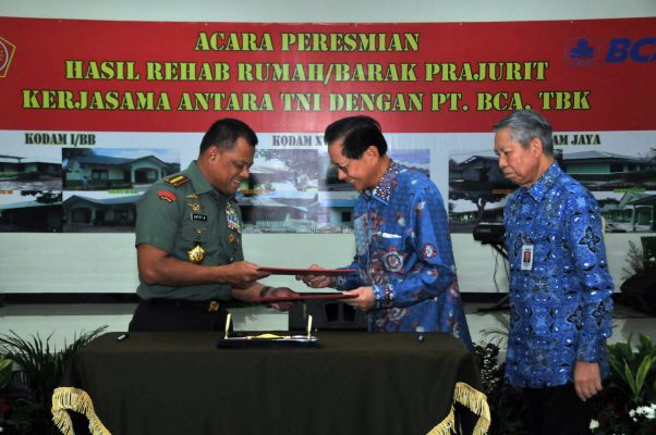 Panglima TNI Resmikan Rumdis dan Barak Prajurit