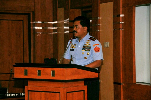 Entry Briefing Panglima TNI Bersama Kepala Staf Angkatan